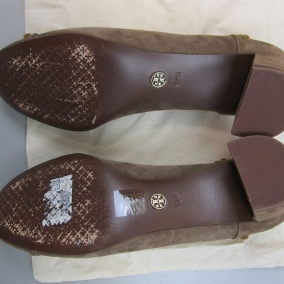 Tory Burch Colt 45MM Pump - Picture 7 of 8